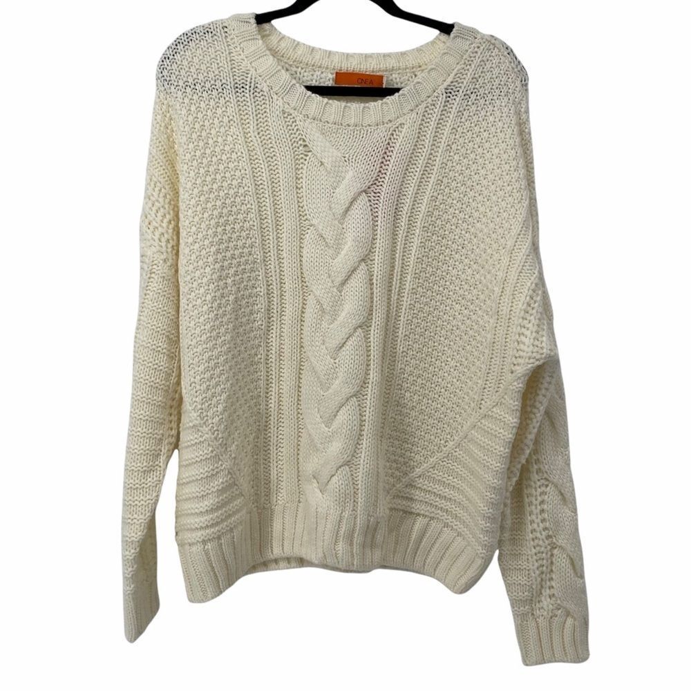 One‎ A Winter White Crewneck Chunky Sweater